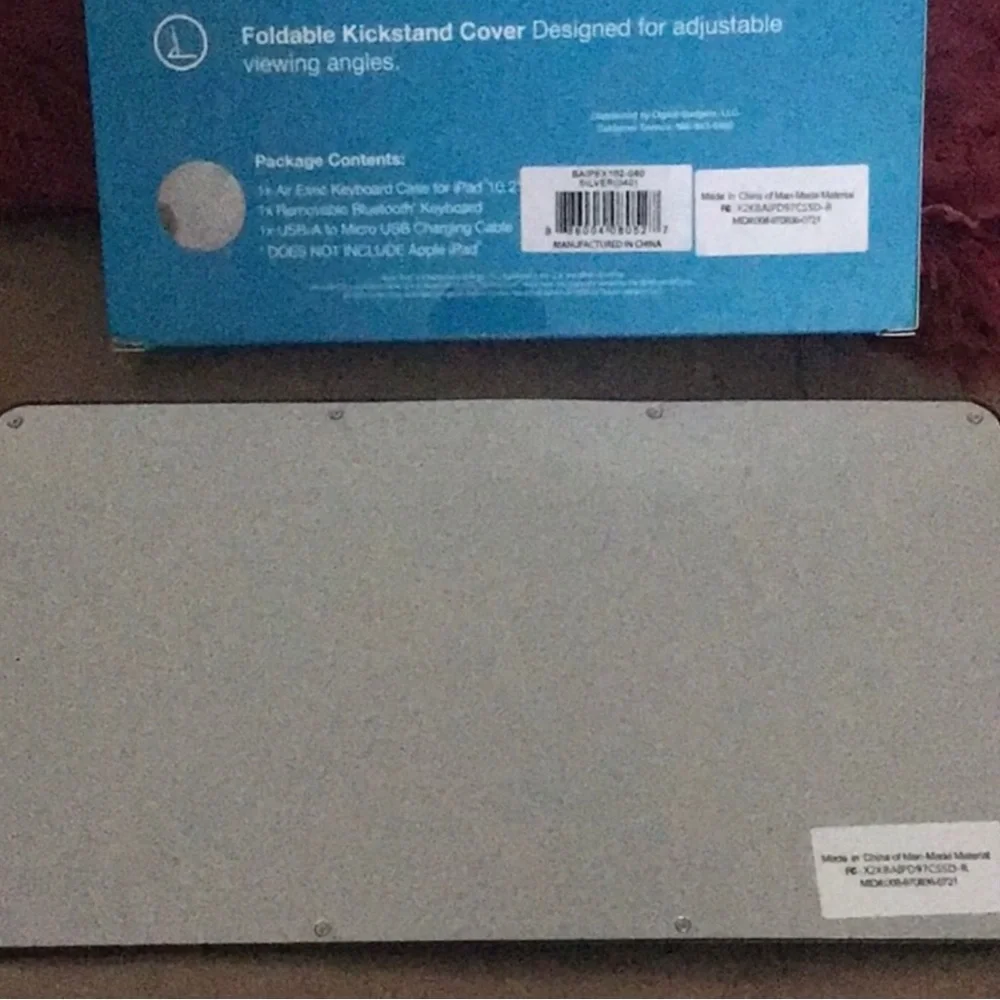 Ipad, tablet keyboard with charger